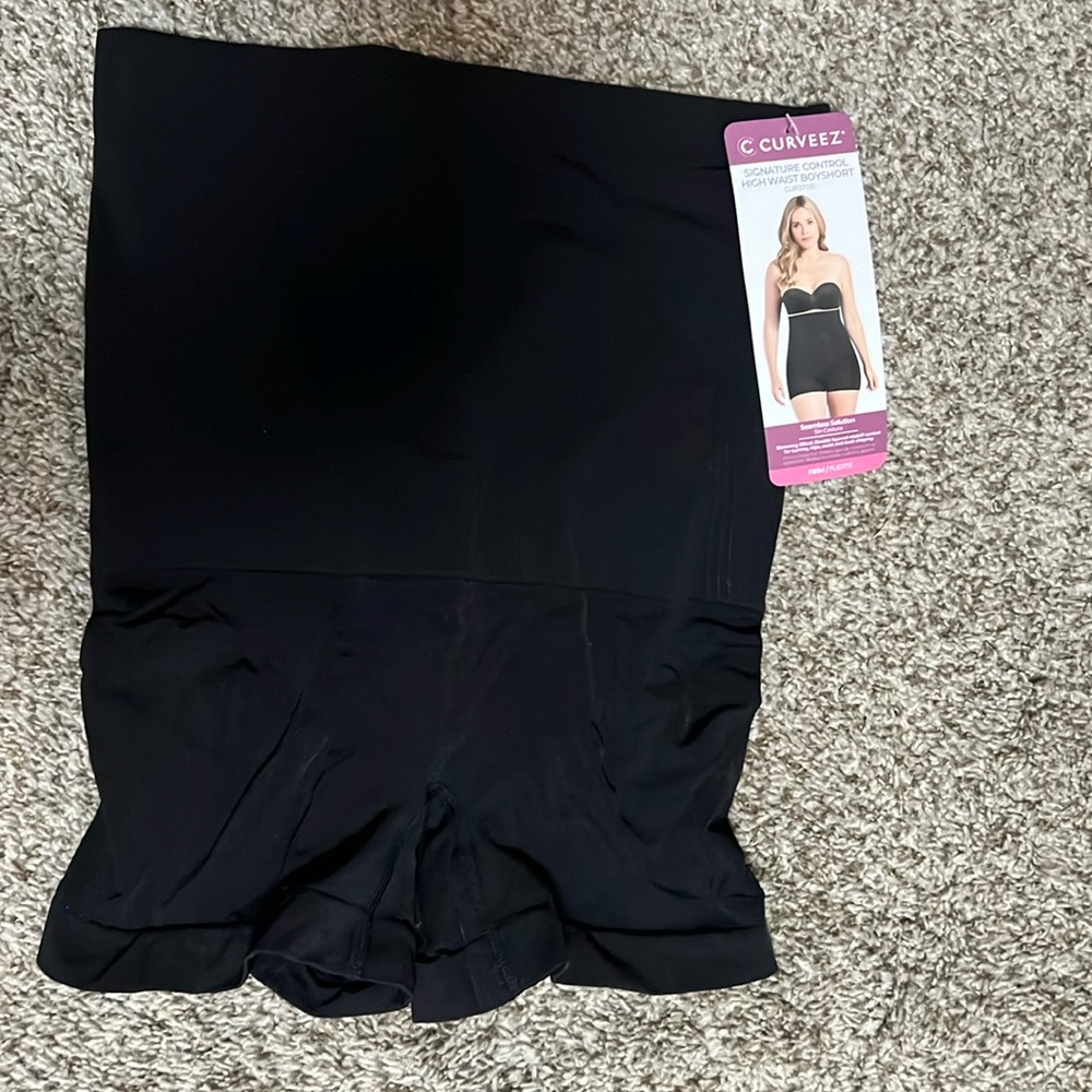 NWT- Curveez- signature control high waisted boyshort